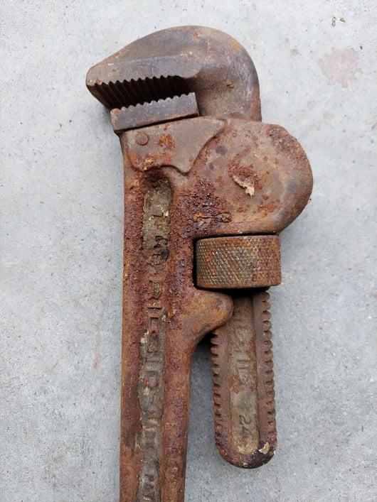 6 Inch Plumbers Wrench - Cast Iron, Fast Shipping!