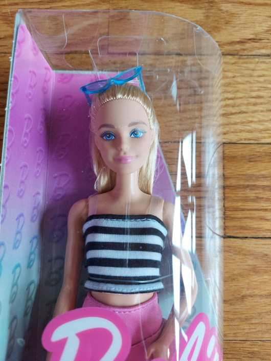 (Mattel) Barbie (65 Aspiring Stories) #2218, Fast Shipping