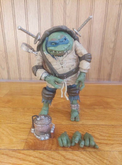 NECA Teenage Mutant Ninja Turtles/Universal Monsters: Leonardo As The Hunchback