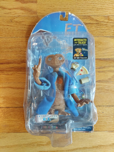 Toys R Us Exclusive: Interactive E.T., Fast Shipping!