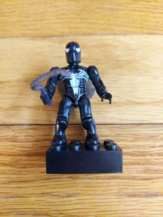 Marvel Mega Bloks 9 Figure Lot W/Accessories Captain America, Spider-Man...