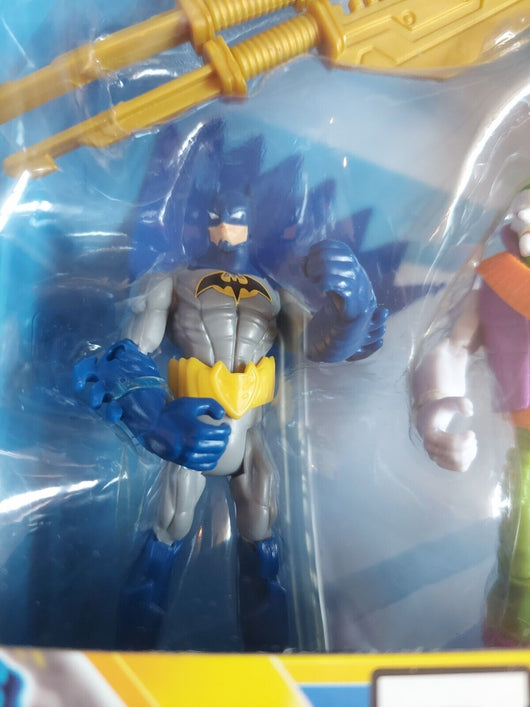 Gotham City Tunnel Takedown - 7 Figures & 2 Mega Swords