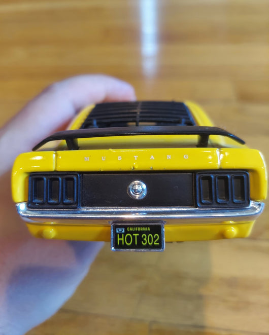 Maisto - '70 Boss 302 Ford Mustang (Yellow) - 1/24 Scale - Premier DC -Fast Ship