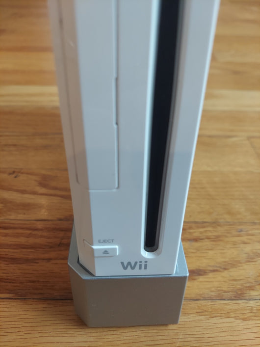Wii Console Bundle w/ 7 Games, (Tenchu, Call Of Duty,Blazing Angel..Works