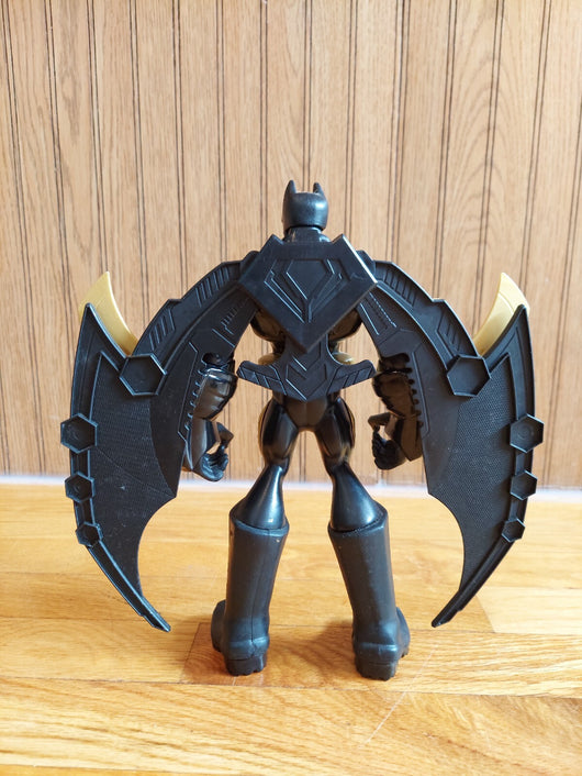 (Mattel) 2013 Batman W/Removable Wings & Batman Unlimited Attack Armor 