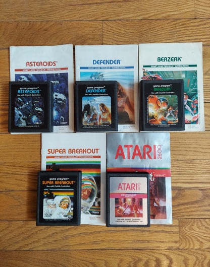 5 Game Atari 2600 Lot W/Manuals (Super Breakout, Defender, Swordquest Fire World