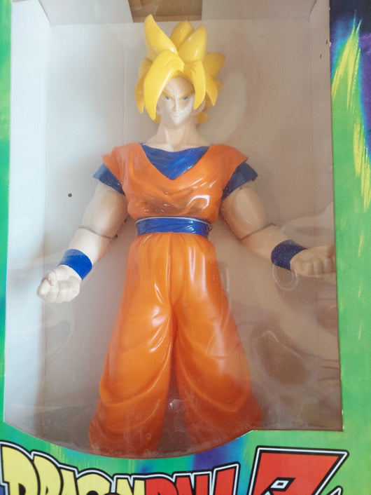 Dragon Ball Z (The Saga Continues) Collector's Edition: Super Saiyan Goku,