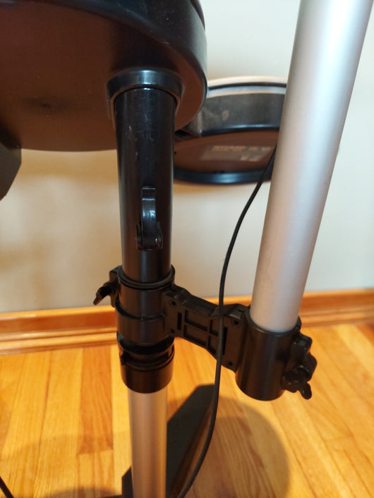 Wii Rockband Bundle W/Wireless Drumset, Cymbals, Wireless Guitar Hero Les Paul