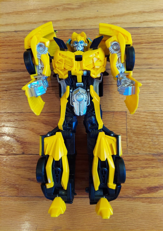 Transformers: The Last Knight - Armour Turbo Changer Bumblebee - Action Figure