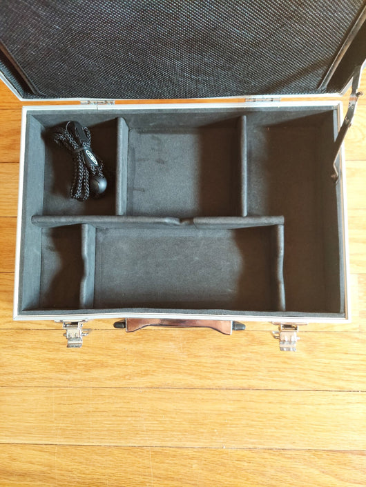 Intec Aluminum Metal Gamer Carrying Case For GB Advance SP, PSP, PS Vita & More