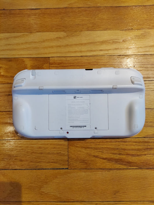 Wii U Bundle W/Console & Gamepad, 1 Wii Controller & Nunchuck, 4 games, etc