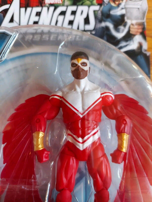 Hasbro Marvel Avengers Assemble S.H.I.E.L.D. Gear sky attack Falcon Figure