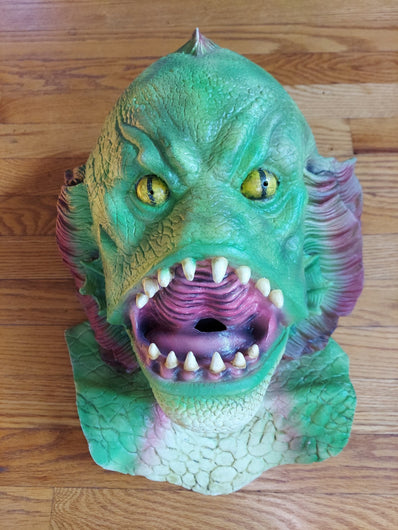 (Trick Or Treat Studios) 