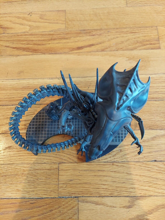 Quantum Mechanix QMX - Alien Queen,Loose, Fast Shipping!
