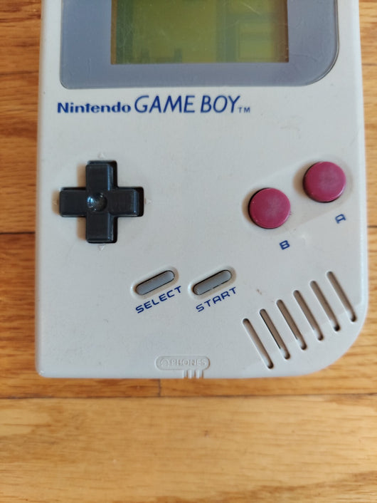 Nintendo Game Boy Bundle W/4 Games (Tetris, Boggle Plus, Looney Tunes, Rugrats: