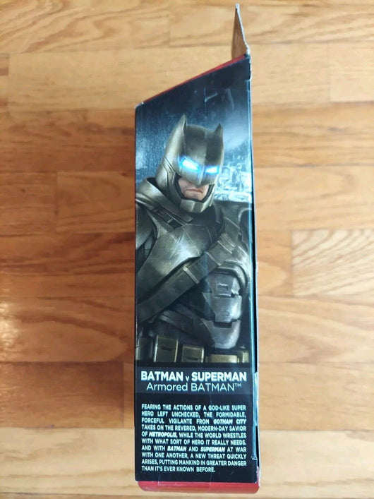 Mattel: DC Comics Multiverse - Batman Vs. Superman - Armored Batman, New