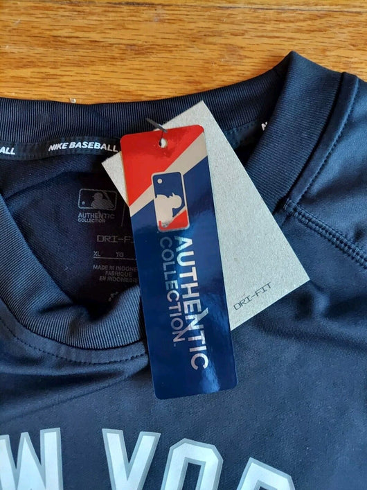New York Yankees Nike Dri-Fit: Authentic Collection - Men's Size XL (Brand New)
