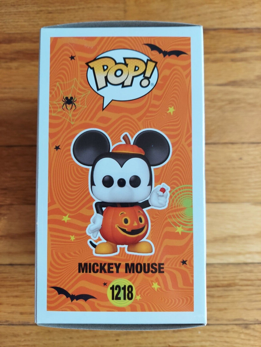 FunkoPop! Vinyl:Disney Mickey Mouse (Glows in the Dark) Amazon (Exclusive) #1218