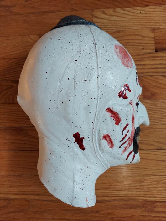 (Trick Or Treat Studios) 