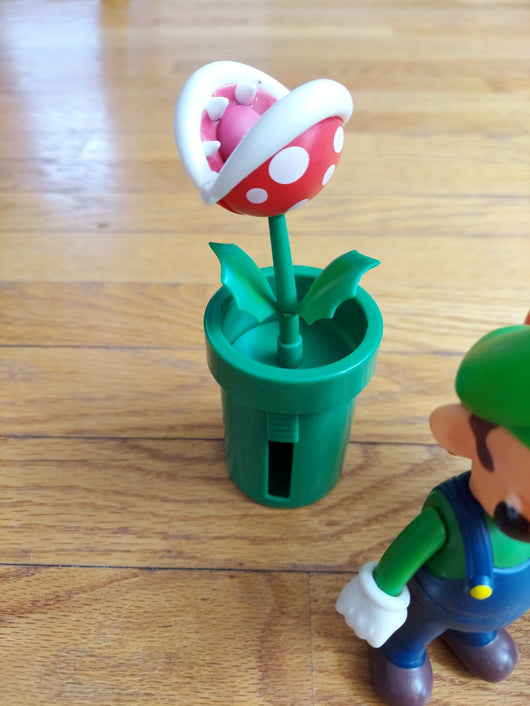 Super Mario Bros. Figures (4