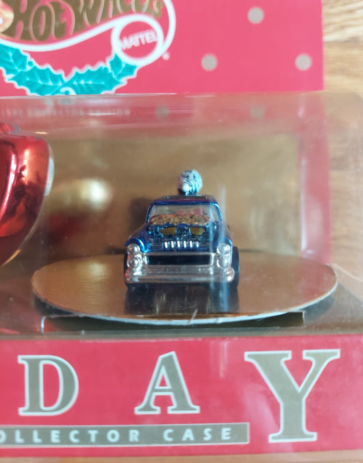 Hot Wheels: 1996 Holiday Collector's Edition - Chevy Nomad - Christmas - NEW