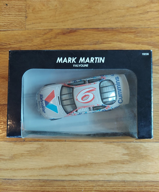 Team Hot Wheels Pro Racing - #6 Mark Martin Valvoline - 1/43 Scale - New in Box