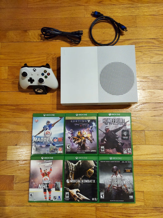 Xbox One Bundle W/1 Wireless Controller, 1 Custom Controller, Cords, & 6 games