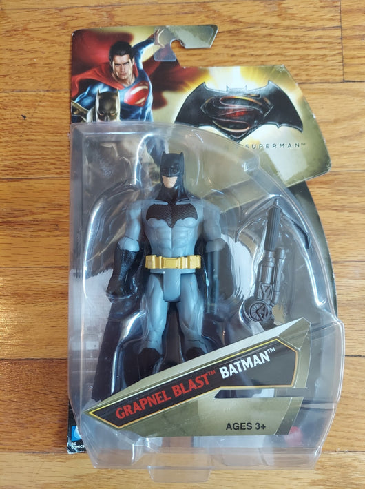 Mattel DC Comics: Batman Vs. Superman Combo - Grapnel Blast Batman And Batmobile