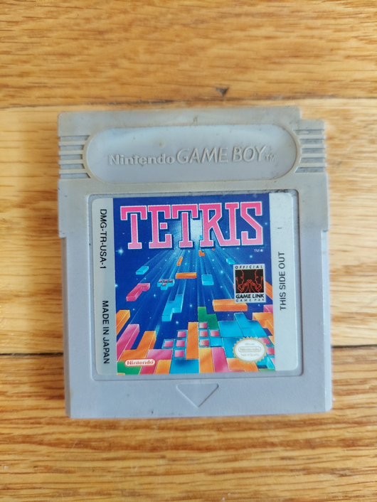 Nintendo Game Boy Bundle W/4 Games (Tetris, Boggle Plus, Looney Tunes, Rugrats: