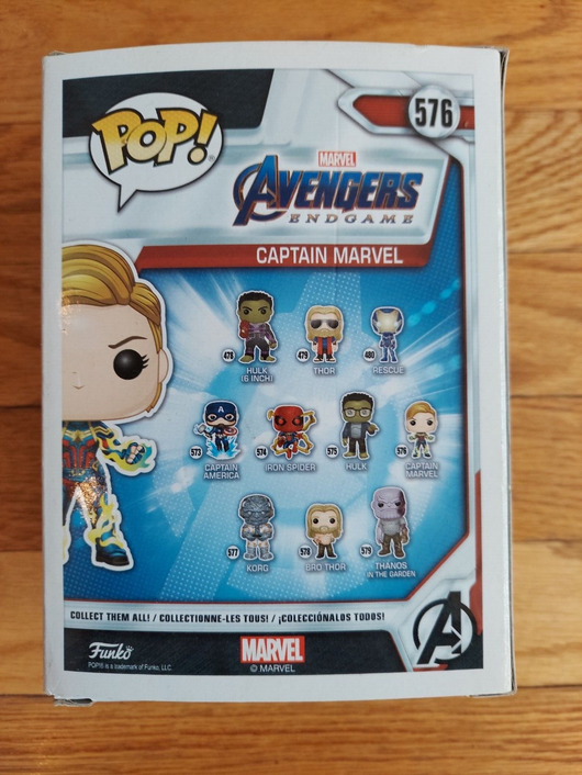 Funko Pop! Captain Marvel #444 (Glows In The Dark) & Captain Marvel #576 Combo