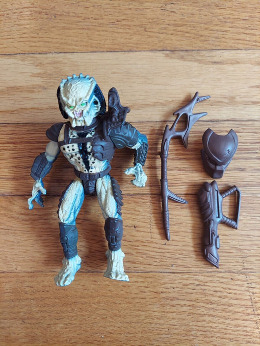 Kenner 1993 - 3 Predators Lot (Complete Pieces), Fast Shipping