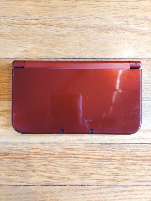 New Nintendo 3DS XL (Maroon) Bundle W/Stylus, Charger, Carrying Bag, & 5 Games