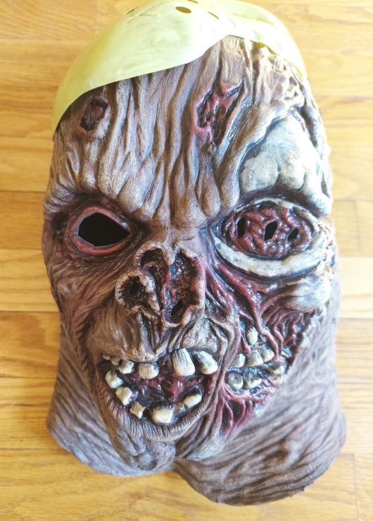 Friday The 13th Deluxe Jason Voorhees Latex Mask W/Removable Hockey Mask - NEW