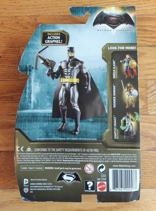 Mattel DC Comics: Batman Vs. Superman Combo - Grapnel Blast Batman And Batmobile
