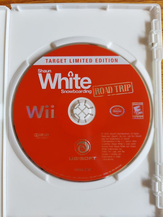Nintendo Black WII Console Bundle W/ 3 Games 1 Nunchucks, 1 Controller, Tested, 