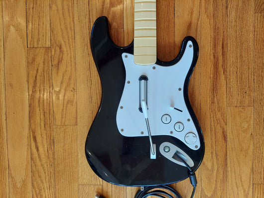 Rock Band Fender Stratocastor Xbox 360 - Broken, For Parts, Fast Shipping!