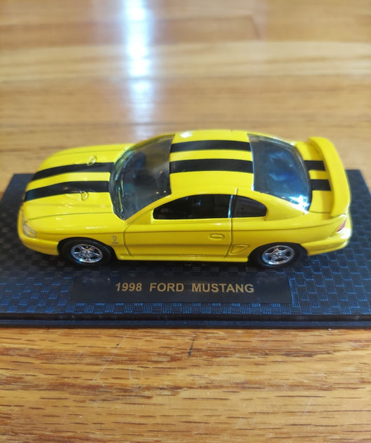 Road Champs - 1998 Ford Mustang (Yellow) - 1/43 Scale - Diecast - Fast Shipping!