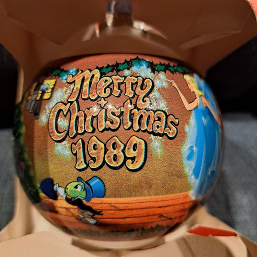Walt Disney Merry Christmas 1989 Glass Ball Ornament Pinocchio. Fast Shipping