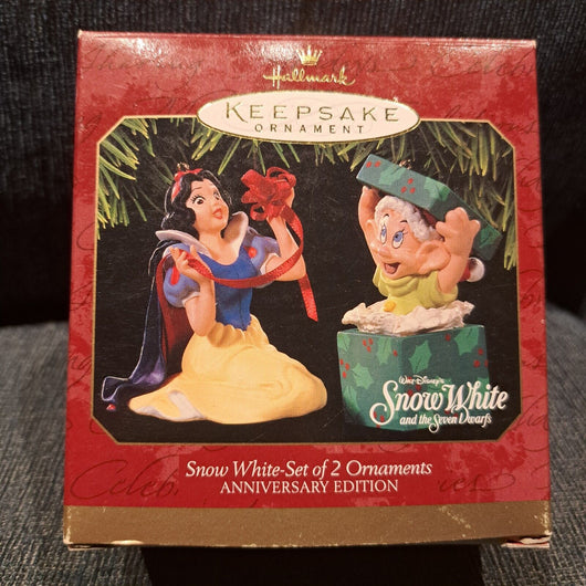Hallmark Keepsake Ornament Disney Snow White Enchanted Memories Series 1998 - Retro Daddy Gaming