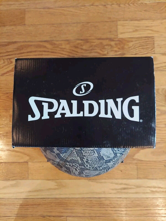 Kobe Bryant #24 Limited Edition: Black Mamba Spaulding Basketball - 94 Series - Retro Daddy Gaming