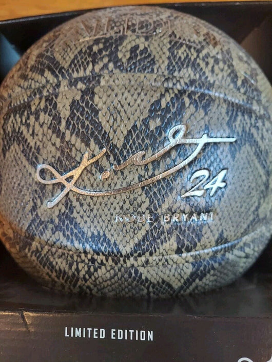 Kobe Bryant #24 Limited Edition: Black Mamba Spaulding Basketball - 94 Series - Retro Daddy Gaming